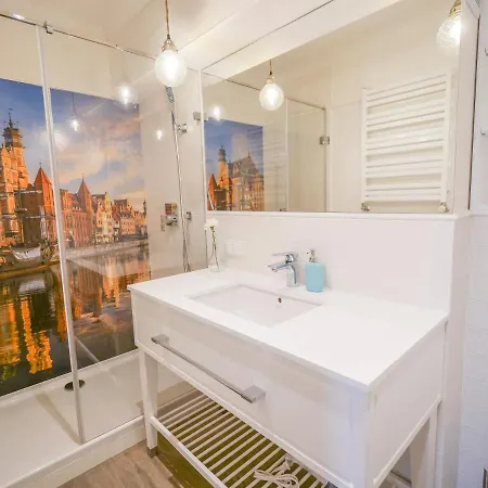 Flatbook - Old Town Spichrzowa 21