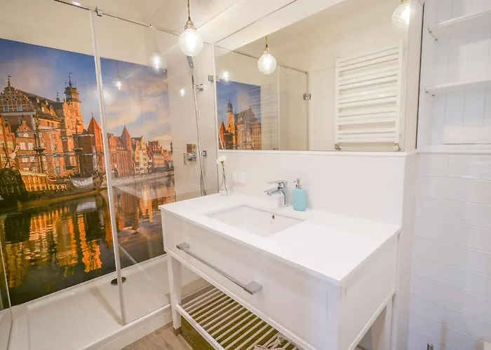 Flatbook - Old Town Spichrzowa 21